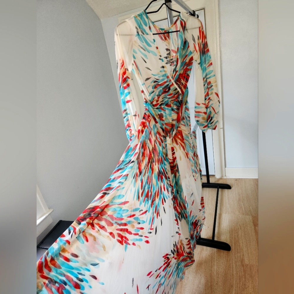 Floral Evening Gown🧡🤍🤍